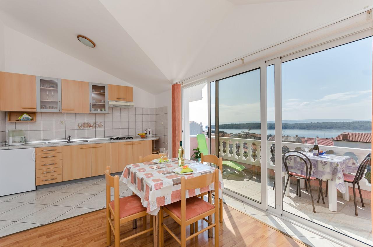 Apartments Krunoslav Punat Bagian luar foto