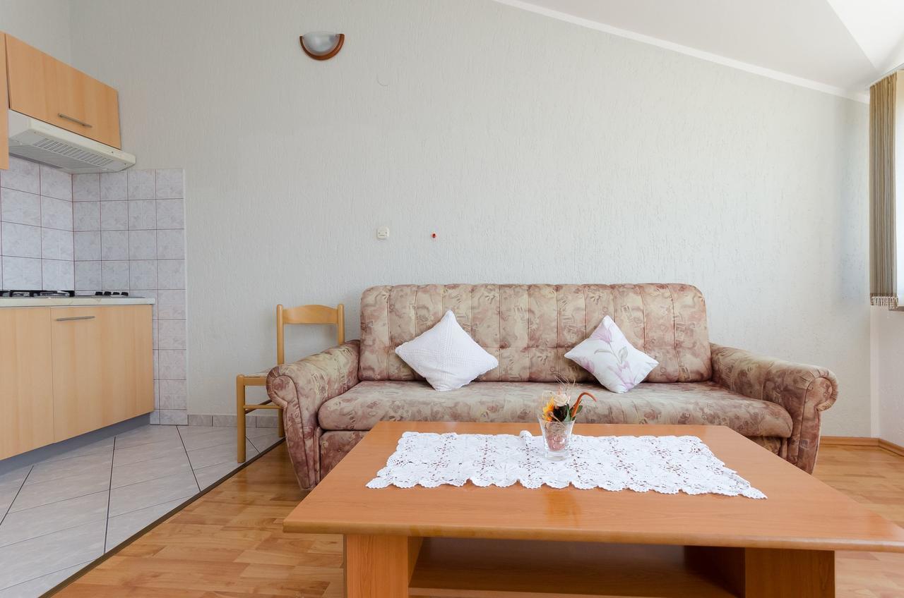 Apartments Krunoslav Punat Bagian luar foto