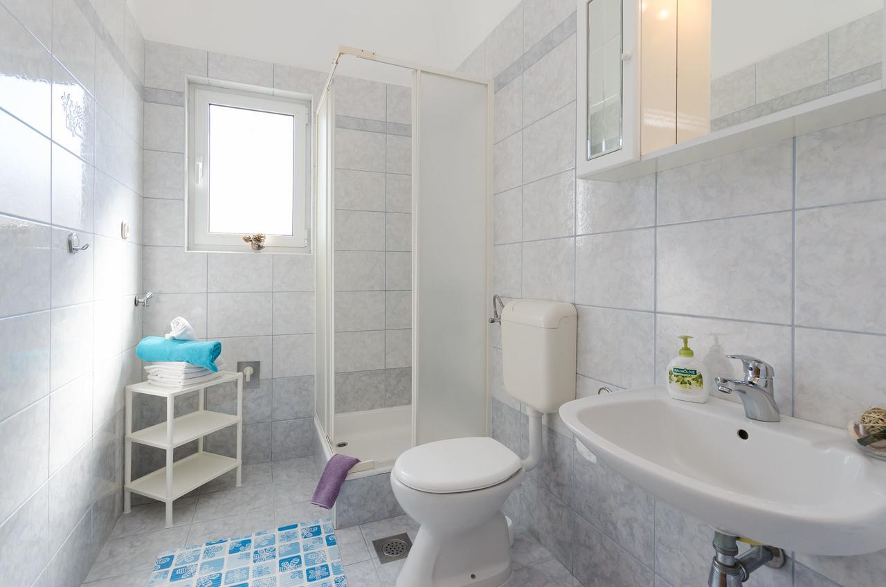 Apartments Krunoslav Punat Bagian luar foto