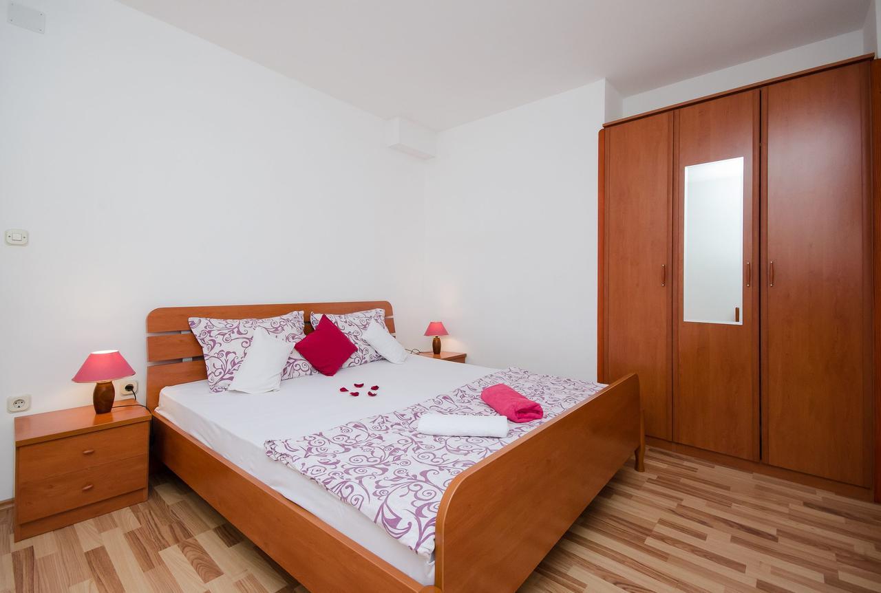 Apartments Krunoslav Punat Bagian luar foto