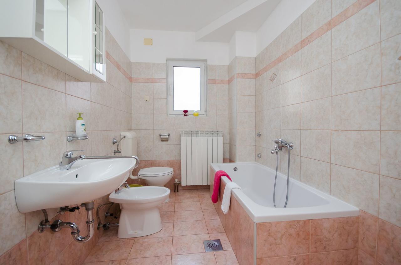 Apartments Krunoslav Punat Bagian luar foto