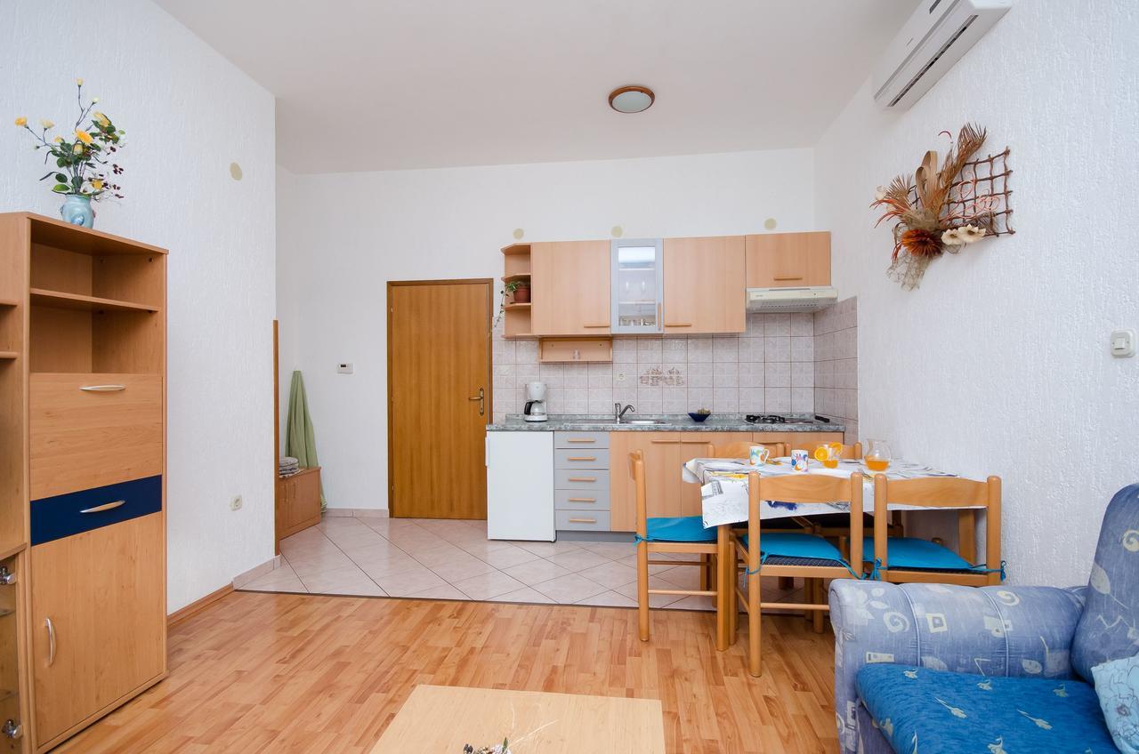 Apartments Krunoslav Punat Bagian luar foto