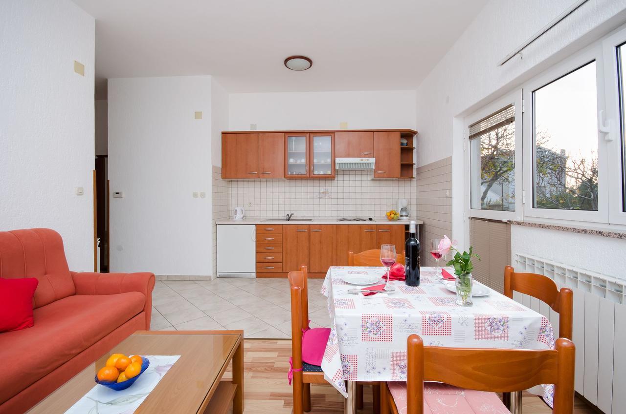 Apartments Krunoslav Punat Bagian luar foto